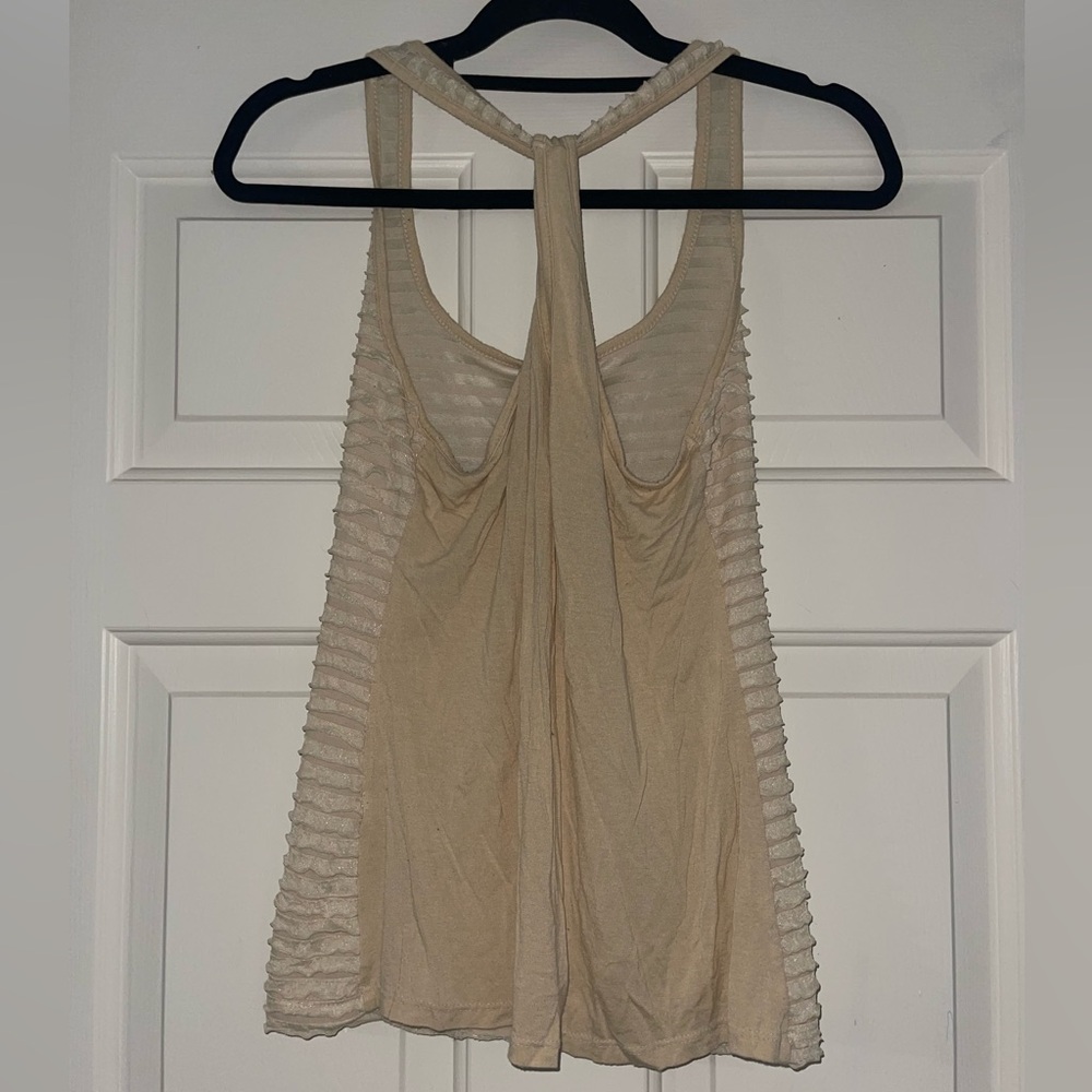 IssI Ruffle tank top - Picture 2 of 2